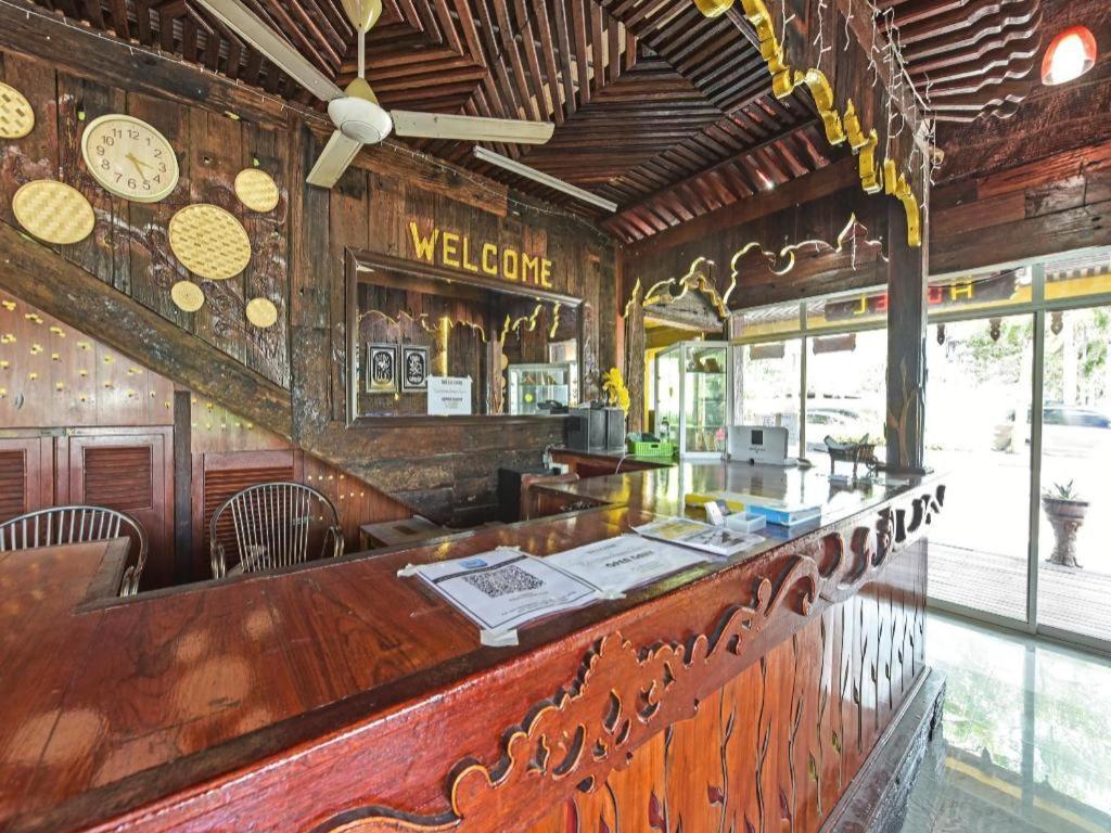 Super Oyo Capital O 90659 Raintown Timbers Hotel 타이핑 외부 사진